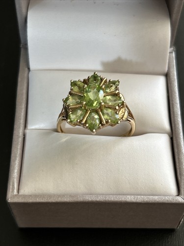 Nachlass 10k Gelbgold Peridot Blume Ring Größe 8,5 - 3,28 Gramm - Bild 3 von 8