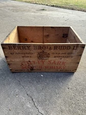 Vintage Cutty Sark Scotch Whisky Wooden Crate