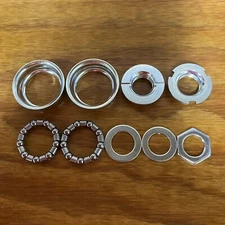ONE PIECE CRANK BOTTOM BRACKET SET 24TPI FITS SEARS HUFFY & OTHERS NEW