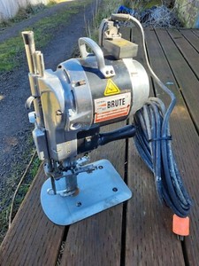 Eastman Brute x627 Cloth Cutting Machine 54070 w/ Knife Saver Sharpener