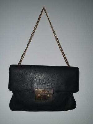 Michael Kors Leder Tasche Clutch Sloan Schwarz mit goldenfarbene Kette Top 