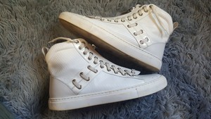 bally hekem white
