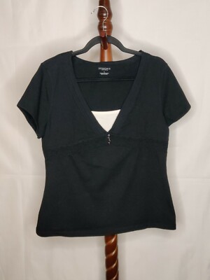 NWOT Sonoma women's size L top black with white inset v-neck short sleeve lace