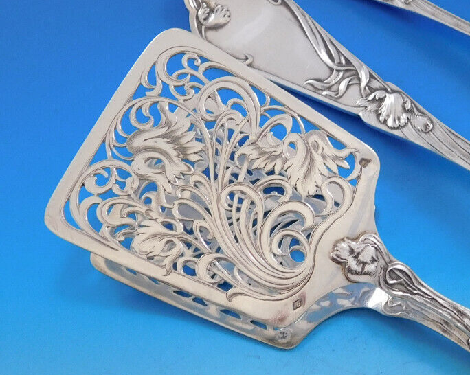 SILVER TULIP ディナーセット 8名用サーバー付き48本組 TOWA ディナーカトラリーセット 3本 18-8ステンレス 鏡面 | 新潟