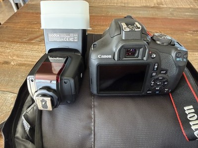 Canon EOS-2000D 24.1MP DSLR Camera - Black (Kit with EF-S 18-55mm IS II Lens)