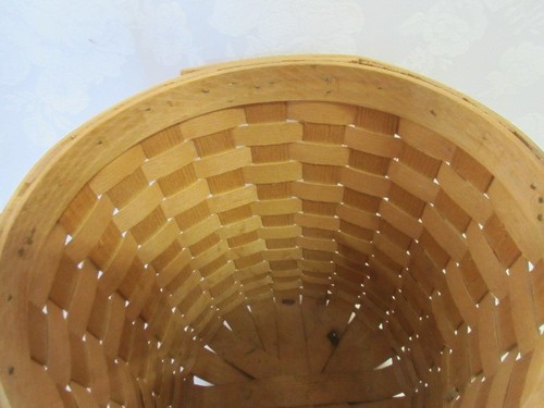 Peterboro Basket Company 10" Tall, 8.5" Wide Basket With Swing Handle, Near Mint - Picture 3 of 8