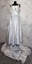 Stunning A line wedding dress, preowned