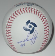 LIVAN MOINELO AUTO SIGNED RAWLINGS 2026 WORLD BASEBALL CLASSIC JSA COA CUBA
