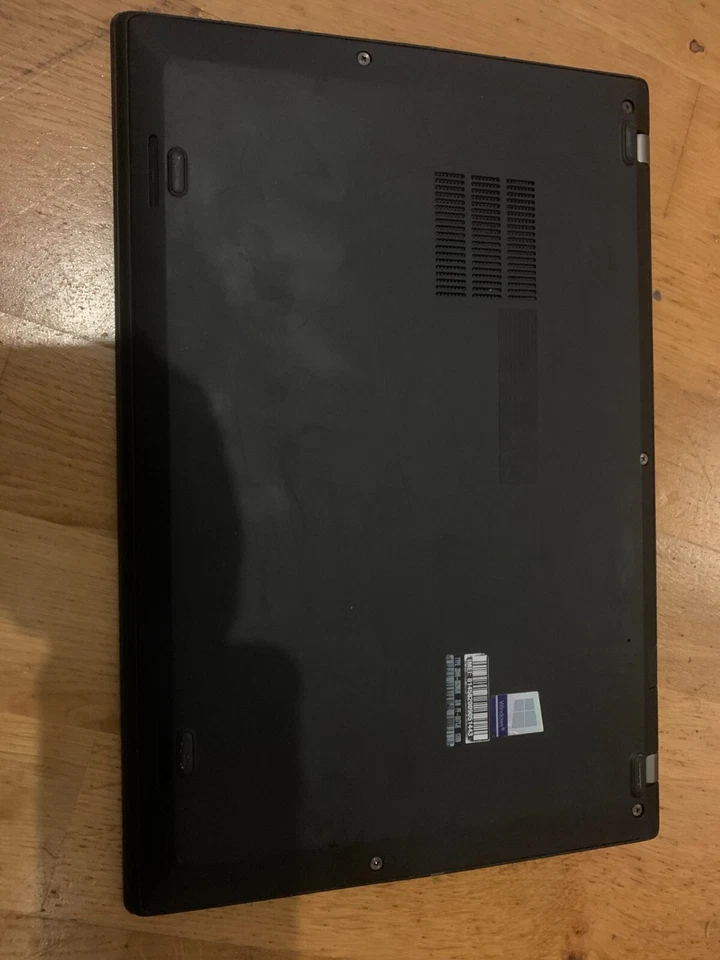 Lenovo ThinkPad X1 Carbon · i7-7500U · 16GB · 512GB, photo 4 of 5