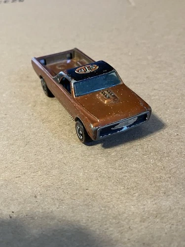 Hot Wheels Redline Custom Fleetside 1968 With STP Decal