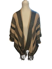 Hot & Delicious Shawl/Poncho S/M/L Black/ Beige Stripped Warm Short Sleeves 