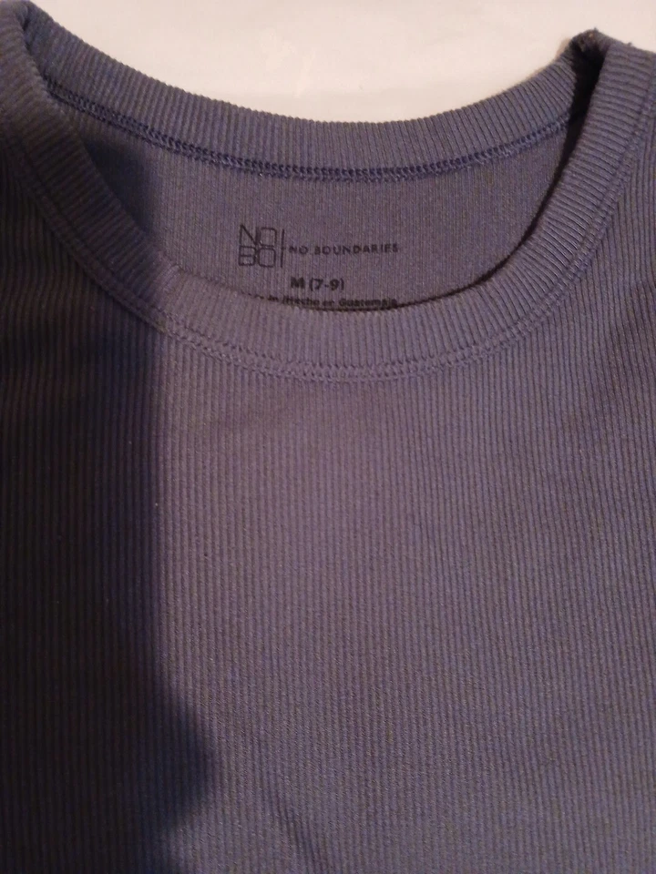 No Boundarie Shirt Womens M Gray Long Sleeve Blouse Worm Soft Christmas Top - Image 2 of 4