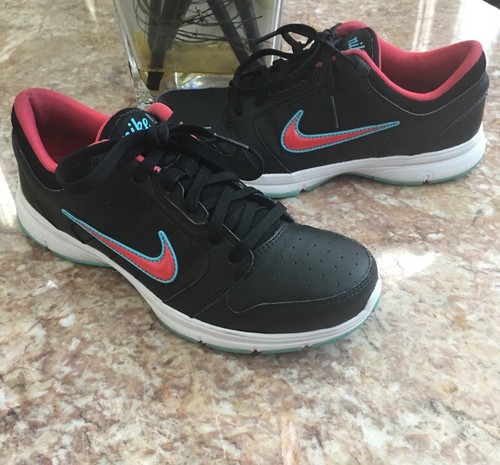 nike steady trainers