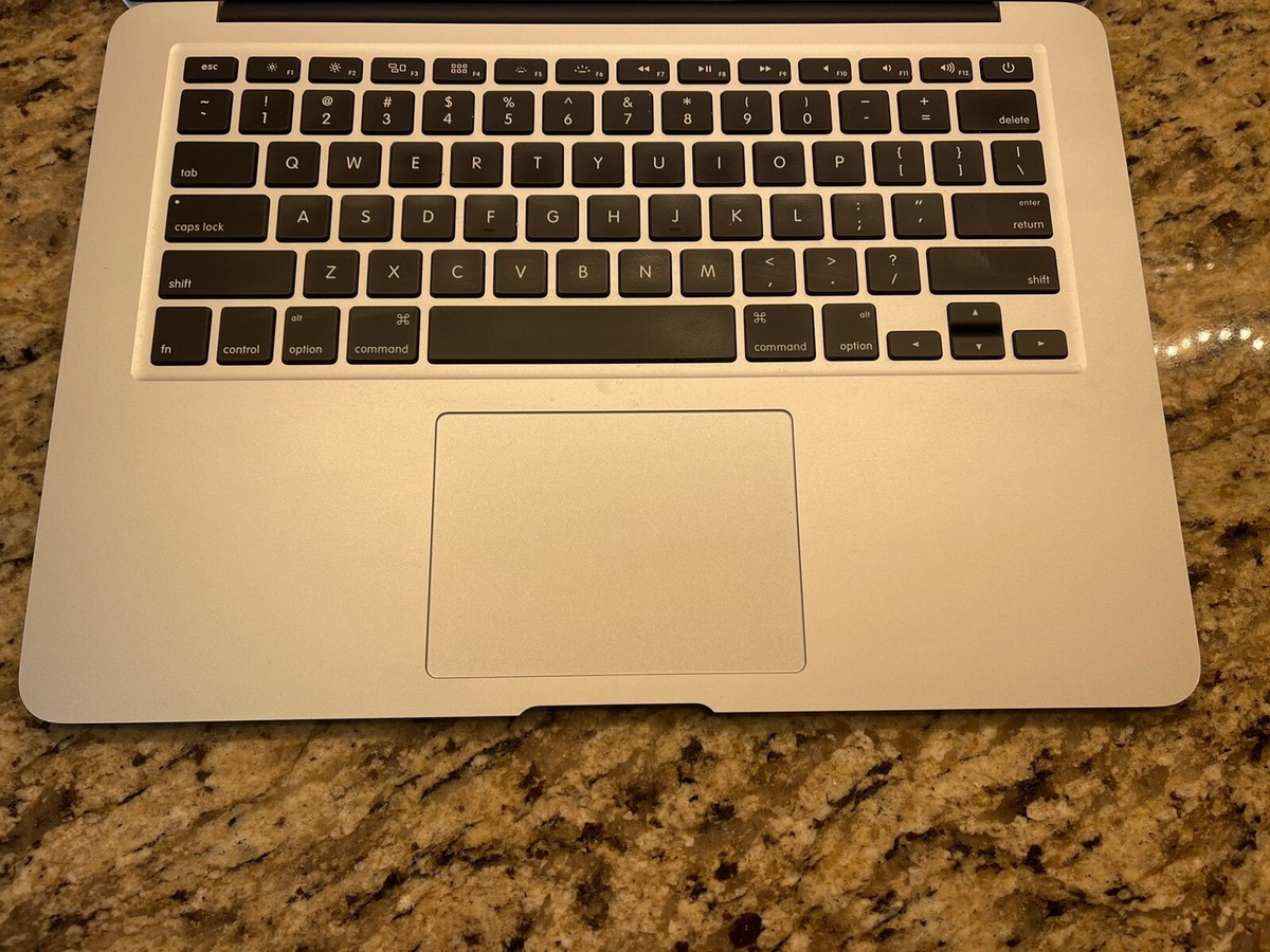 Apple MacBook Air 2015 Monterey 各種設定済み MacBook Air Apple 11.6inch MJVP2J/A A1465 Early 2015 選べるOS