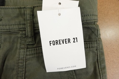 Forever 21 Girls Size 11/12 Cypress Green Button Fly Seamed Flare Leg Pant NWT - Picture 6 of 6