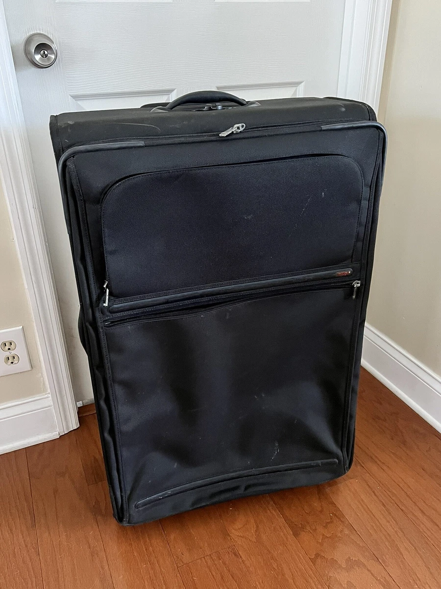Tumi travel clearance luggage