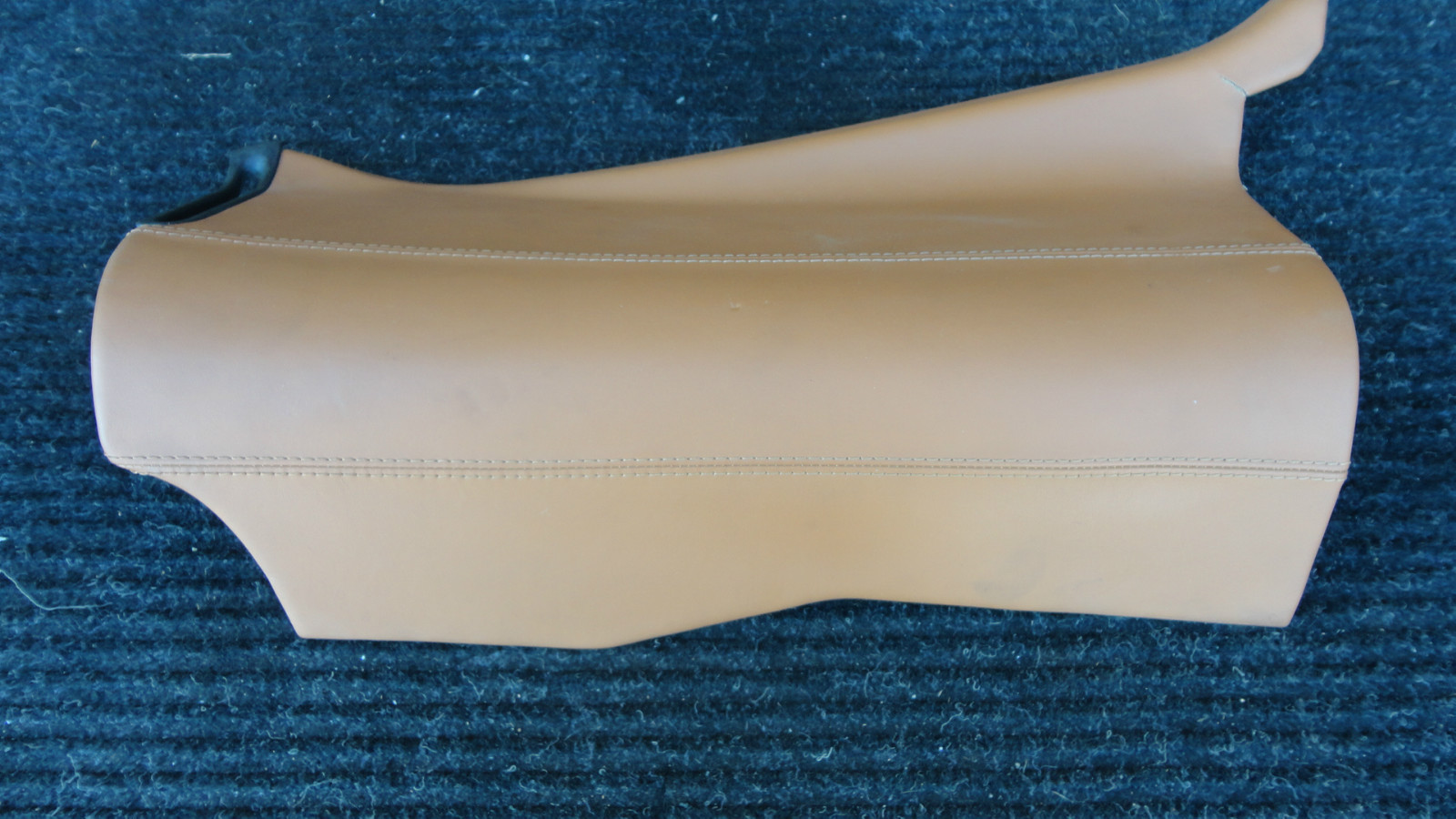 Ferrari 360 Spider, LH B-Pillar Trim Panel, Beige, #65902105