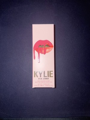 Kylie Lip Kit 100 Posie K Velvet