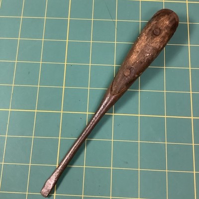 Vintage Perfect Handle Standard Screwdriver Project Piece. 8 1/2  Long 