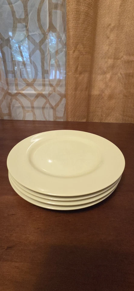 Taitu Uno by Emilio Bergamin Italy Salad Plates 7.75" Light Yellow 4 Pcs  - Image 4 of 4