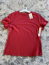 Women  s T-shirt Size Medium