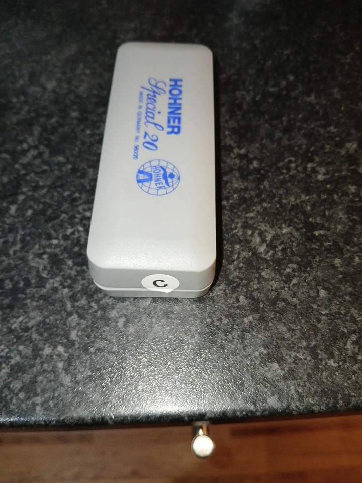 MATTHIAS Hohner Special 20 Harmonica Key C Made In Germany 56020 FREEPOST - image 2 of 4