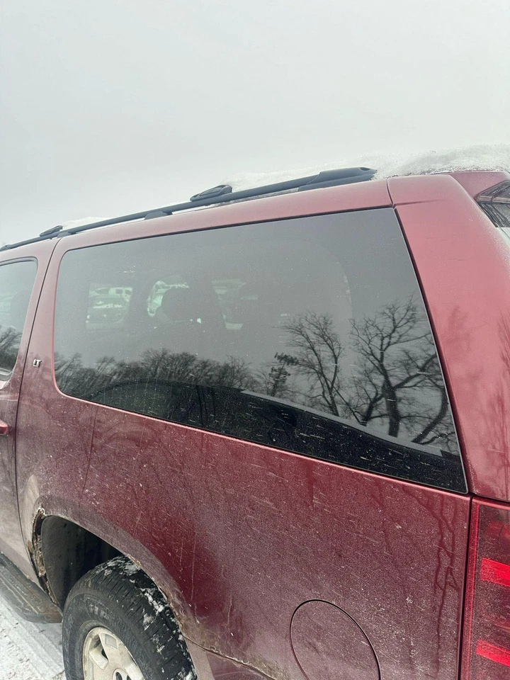 2007-2014 CHEVY SUBURBAN 1500 Left Rear Quarter Window Glass Driver Foto 2 de 3