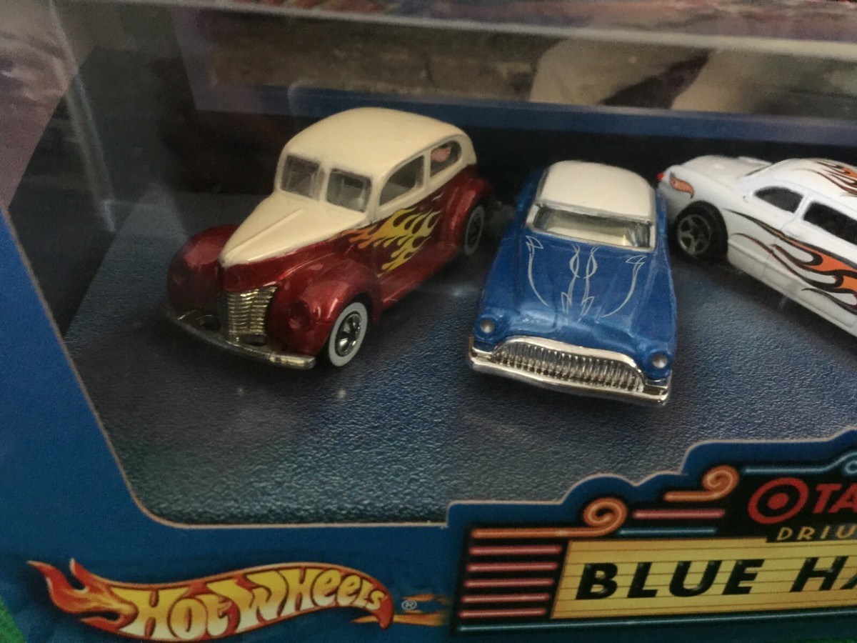 ホットウィール エルビス ELVIS 4台セット　TARGET 新品 限定 Hot Wheels Target Drive-In Elvis Blue Hawaii Elvis Presley