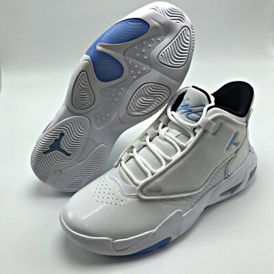 シューズ(男性用) NIKE AIR JORDAN MAX AURA  BLUE Nike Air Jordan Max Aura 2 (GS) Youth Kids Black University Blue