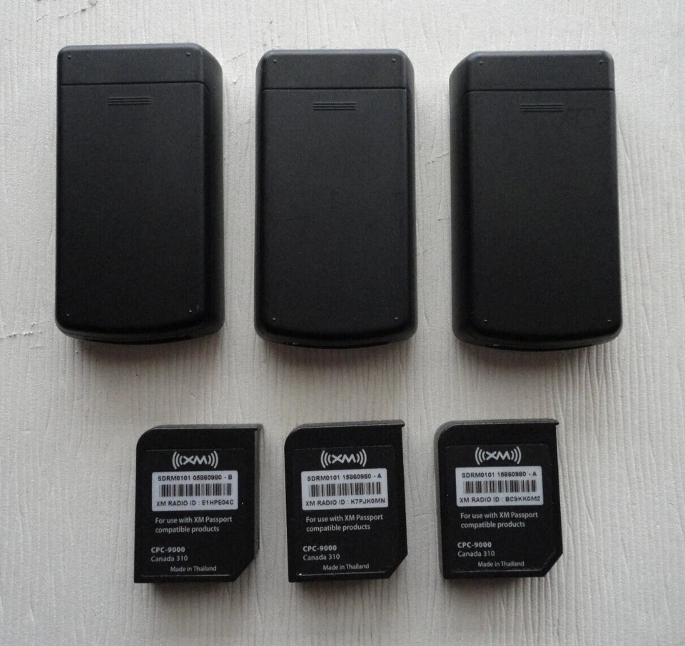 LOT 16 Sirius XM Radio / 9 Receivers + 1 Remote + 6 Antennae / Samsung Helix - Image 3 of 4