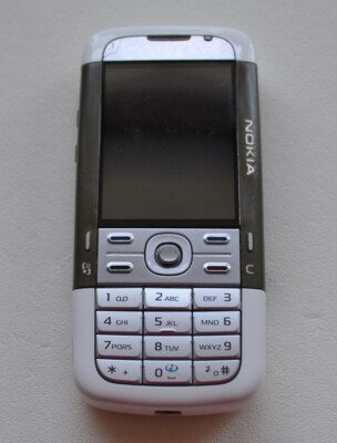 Nokia 5700 Xpress Music Green (SIM-Lock Free)  3G GSM QUADBAND 2MP Radio Gut