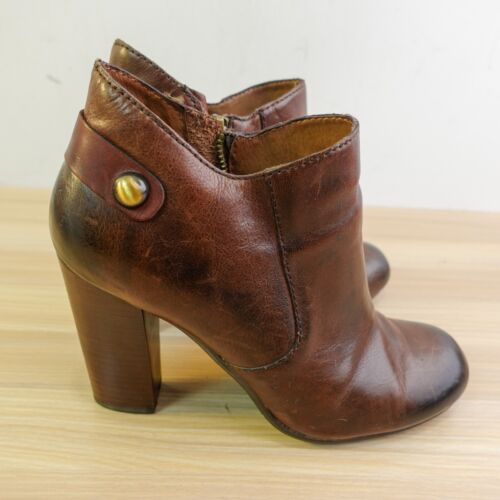 Vintage Ankle Booties Womens 7 M NICOLE Orbit Cognac Leather Chunky Heel Edgy - Picture 3 of 15