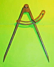 beau compas travail précis d'ajusteur en fer forgé outil ancien  PEUGEOT FRERES