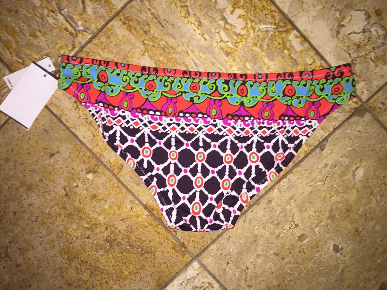 Picture 2 of 3