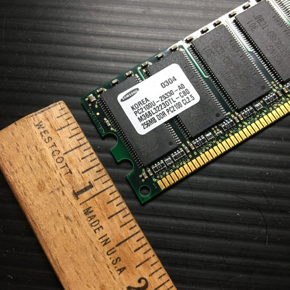 Samsung PC-2100-25330-A0  M368L3223DTL-CB0 256MB DIMM DDR SDRAM Memory - Image 3 of 4