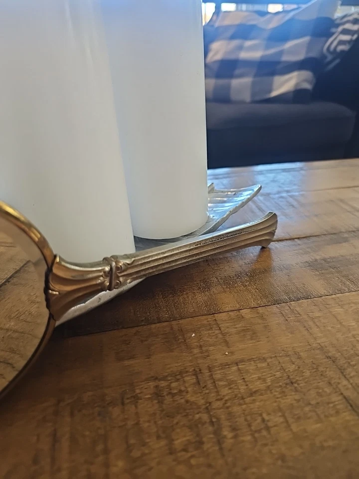 Tocador tocador vintage con espejo de mano flores floral tono latón victoriano Foto 2 de 4