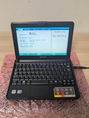 Samsung Netbook Laptop N130 10,1'' - Intel Atom N270 - 1GB Ram - ohne Speicher
