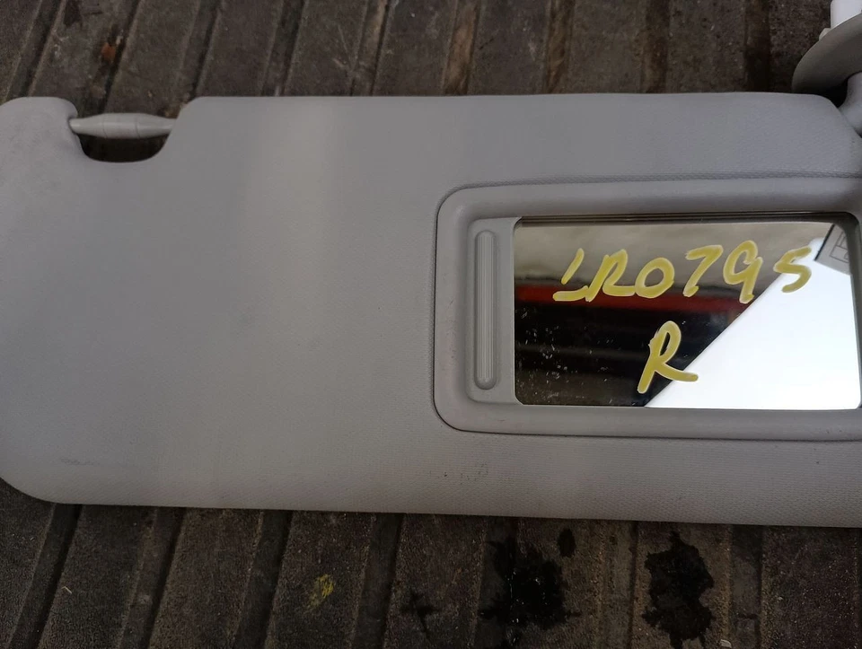 Parasol derecho pasajero 7431002P20B0 compatible con Corolla Sedán 17-19 2936259 Foto 4 de 4