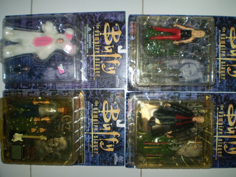 Buffy the Vampire slayer by Moore Collectibles  toys  (Set of 4): New in Box
