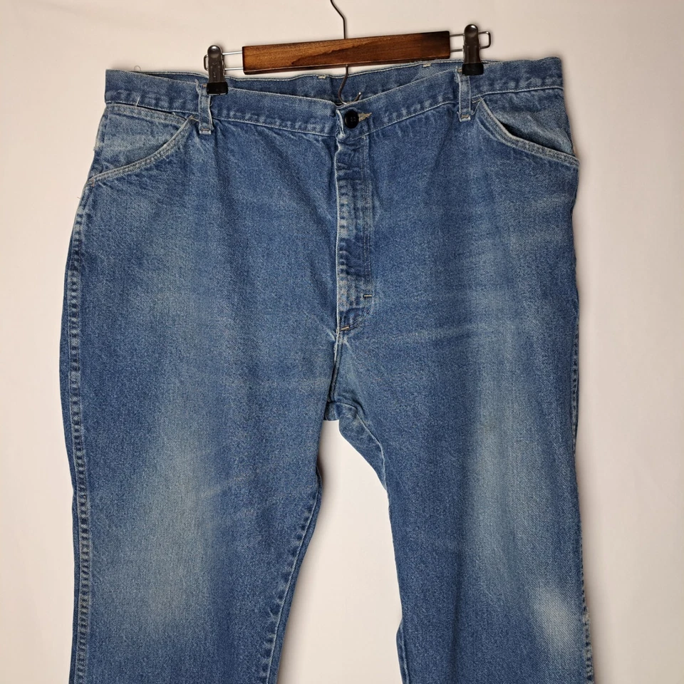 Bulwark FR Jeans Mens 40x28 Blue Denim Flame Resistant Medium Wash Zip Fly - Image 2 of 4