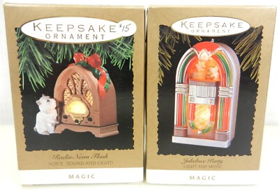 Hallmark Ornament Radio News Flash & Jukebox Party - Sound Music Light NIB T176D