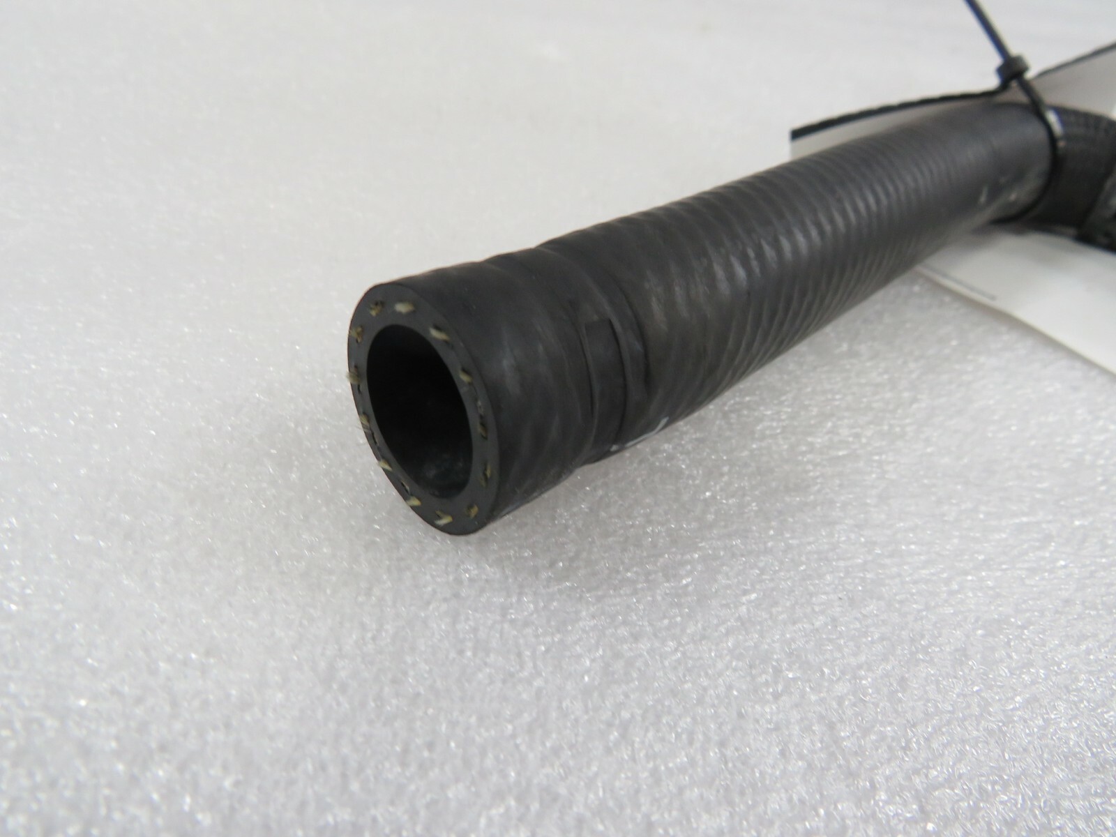 Mclaren 570s, Upper Engine Water Hose, Used