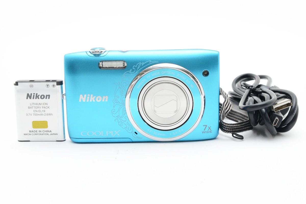 MINT ] Nikon COOLPIX S3500 light Blue 20.1MP Digital Camera From