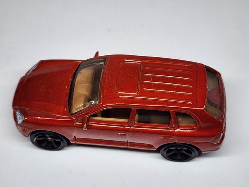 Matchbox 2017 Porsche Cayenne Turbo 9-Pack Exclusive 1:66 MB675 Red Orange SUV - Picture 8 of 9