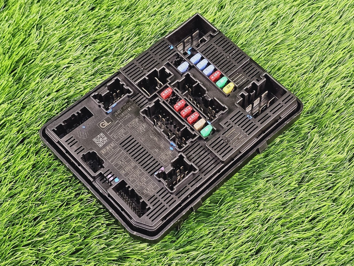 2021-2022 Nissan Rogue Control Unit IPDM Fuse Relay Box OEM