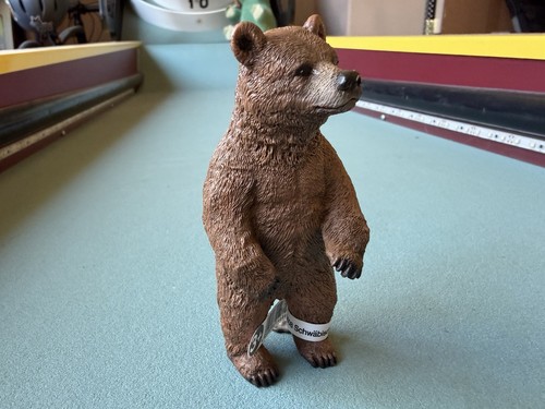 Schleich 14686 Standing Grizzly Bear Figure Brown Wildlife 2012 Retired Toy