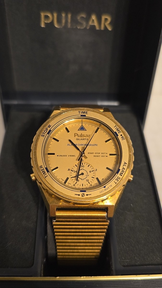 RARE Pulsar V600-7000 Mens Rotary Dial Watch Alarm Chronograph