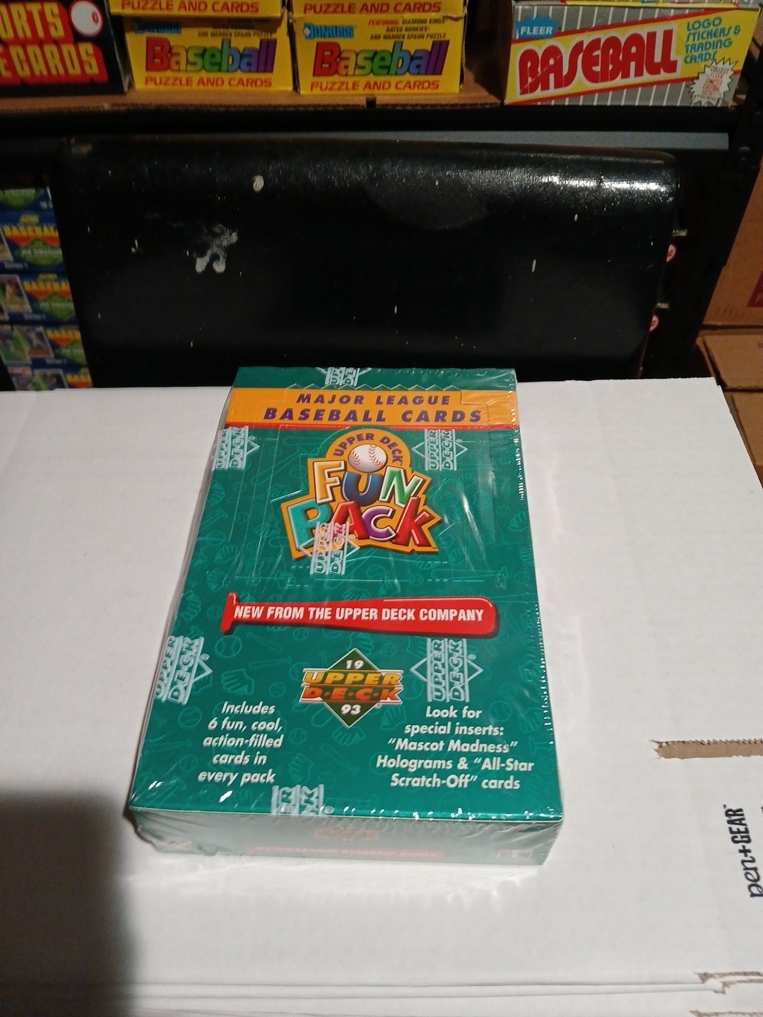 1993 UPPER DECK 'FUN PACK' MLB BASEBALL TRADING CARD BOX - FACTORY SEALED