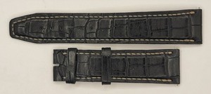 masa　CAMILLE FOURNET VERSO Nero クロコ Watch strap in shiny alligator round scales |Camille Fournet
