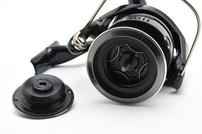 Shimano 25 TWIN POWER XD 4000XG Spinning Reel Mint From JAPAN
